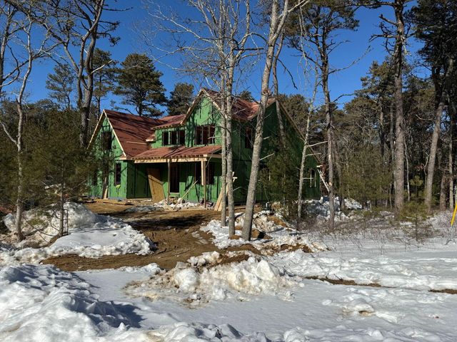 4 Osprey Court, Mashpee, MA 02649
