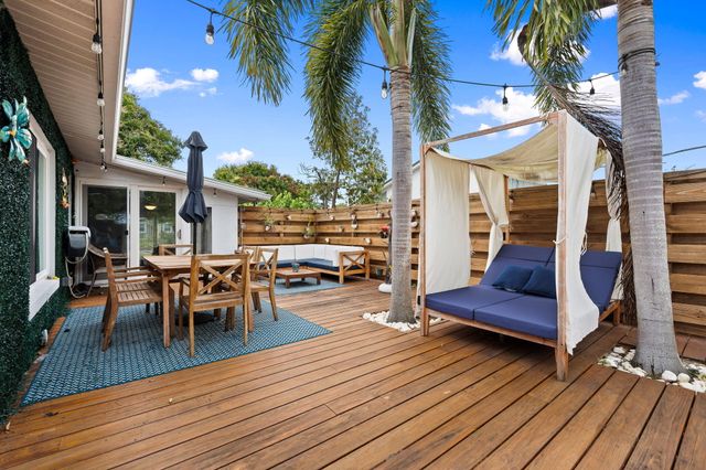 819 SE Stypmann Boulevard, Stuart, FL 34994