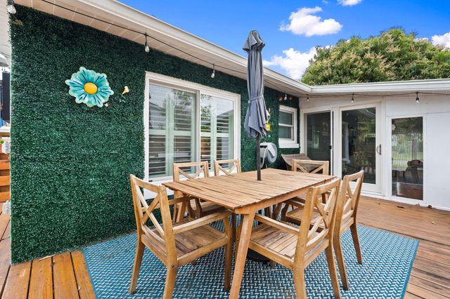 819 SE Stypmann Boulevard, Stuart, FL 34994