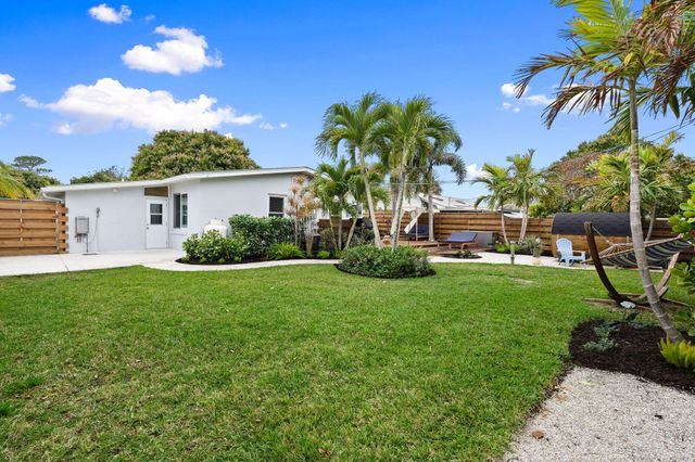 819 SE Stypmann Boulevard, Stuart, FL 34994