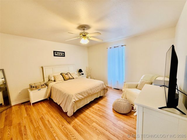 20398 S Rocky Haven, Hulbert, OK 74441