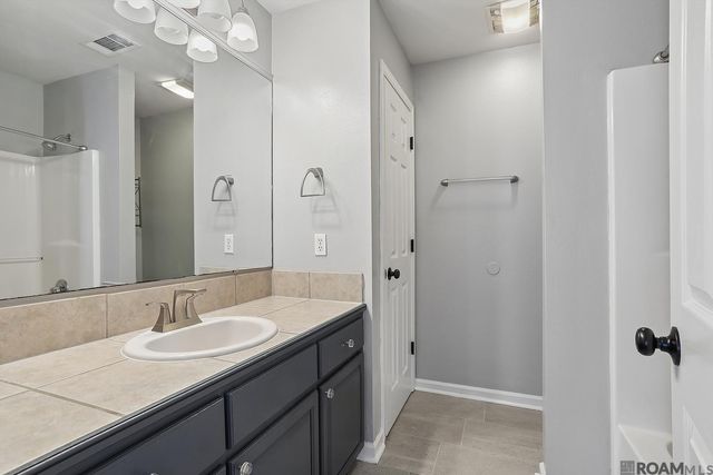 1109 N Janice Ave, Gonzales, LA 70737