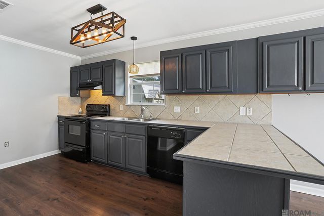 1109 N Janice Ave, Gonzales, LA 70737