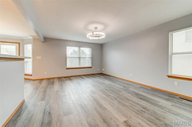 4940 Hurstborough Court, Hazelwood, MO 63042