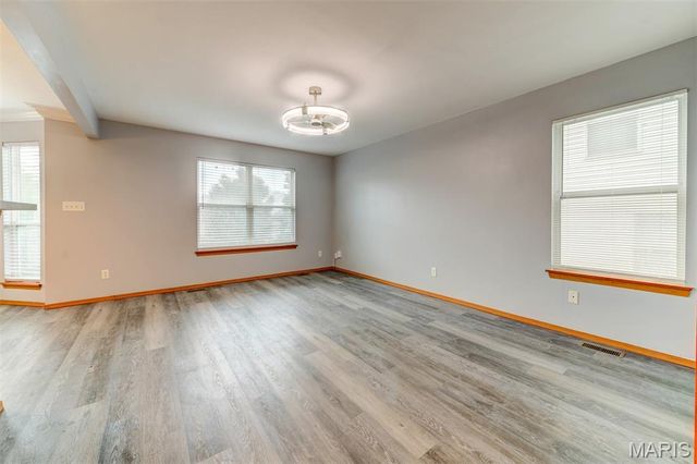 4940 Hurstborough Court, Hazelwood, MO 63042