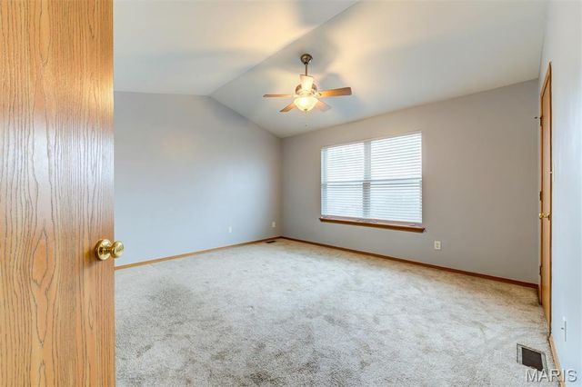 4940 Hurstborough Court, Hazelwood, MO 63042