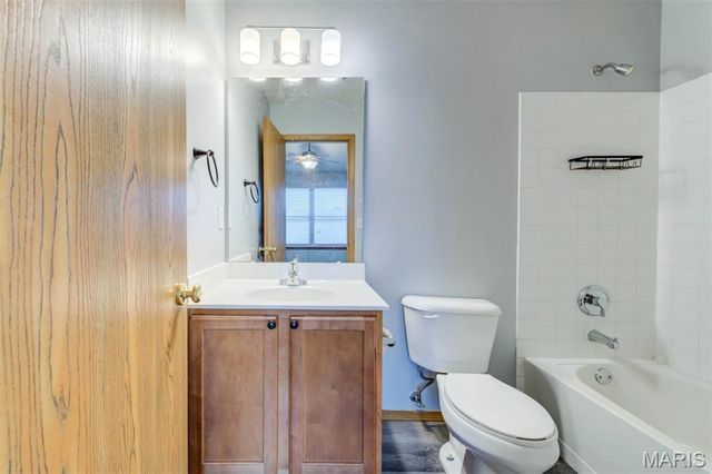 4940 Hurstborough Court, Hazelwood, MO 63042