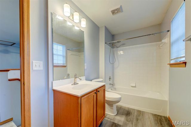 4940 Hurstborough Court, Hazelwood, MO 63042