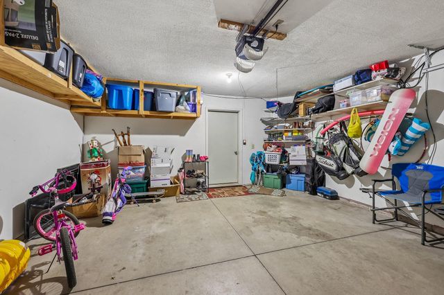 2357 Oakridge Circle, Hudson, WI 54016
