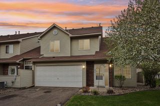 2357 Oakridge Circle, Hudson, WI 54016