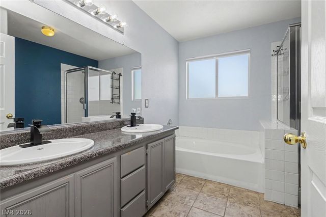 8216 Hollister Avenue, Las Vegas, NV 89131