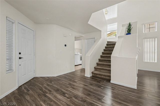 8216 Hollister Avenue, Las Vegas, NV 89131