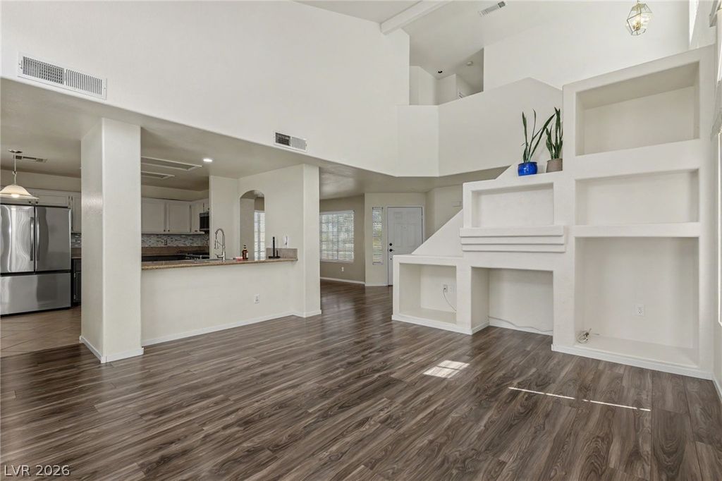 8216 Hollister Avenue, Las Vegas, NV 89131 — photo 4