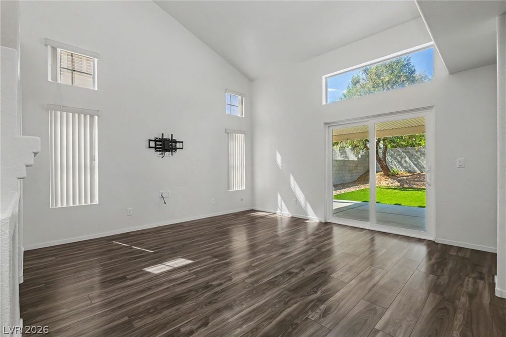 8216 Hollister Avenue, Las Vegas, NV 89131 — photo 5