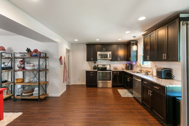 4828 Briarwood Dr, Nashville, TN 37211