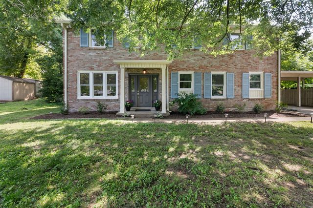 4828 Briarwood Dr, Nashville, TN 37211
