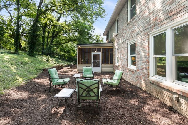 4828 Briarwood Dr, Nashville, TN 37211
