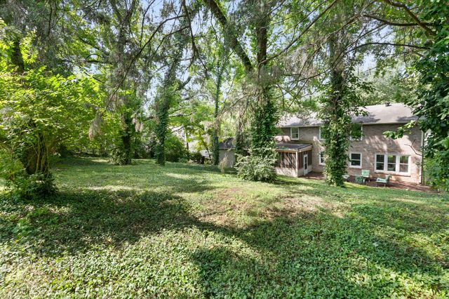 4828 Briarwood Dr, Nashville, TN 37211