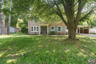 4828 Briarwood Dr, Nashville, TN 37211