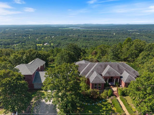67 High Point Drive, Mayflower, AR 72106