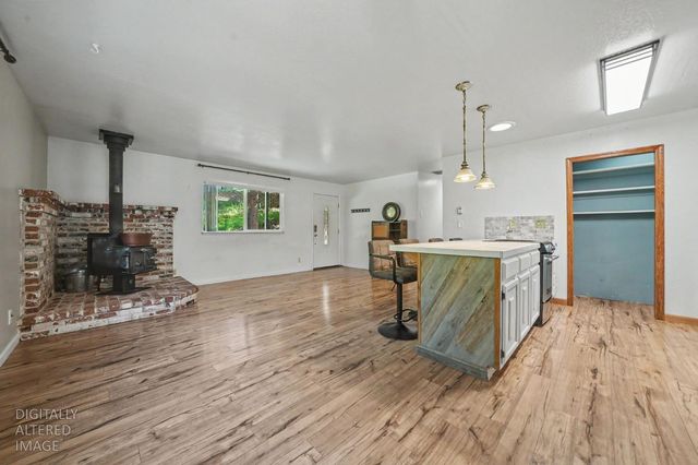 24317 Carson Dr, Pioneer, CA 95666