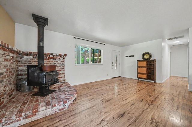 24317 Carson Dr, Pioneer, CA 95666