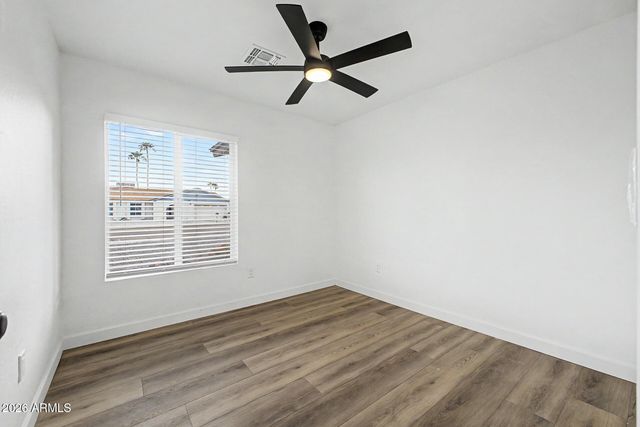 1004 W MANHATTON Drive, Tempe, AZ 85282