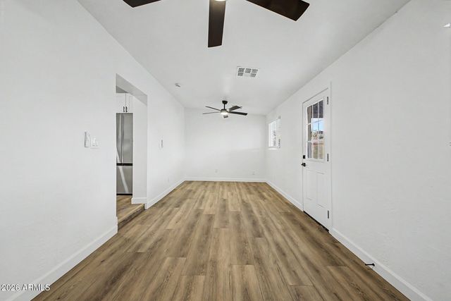 1004 W MANHATTON Drive, Tempe, AZ 85282