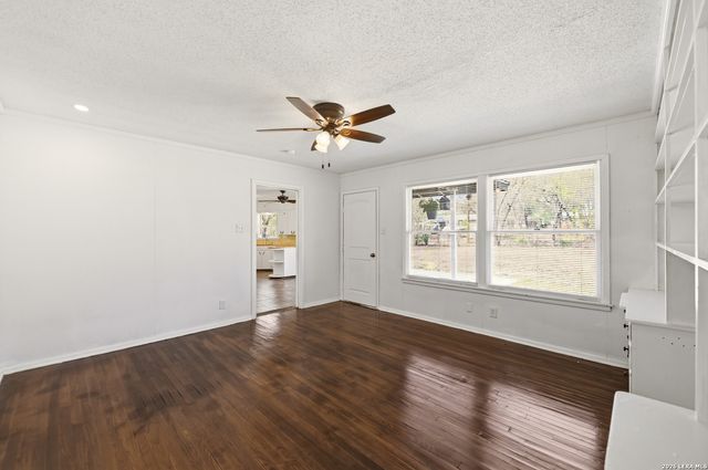 219 Sunnycrest, San Antonio, TX 78228