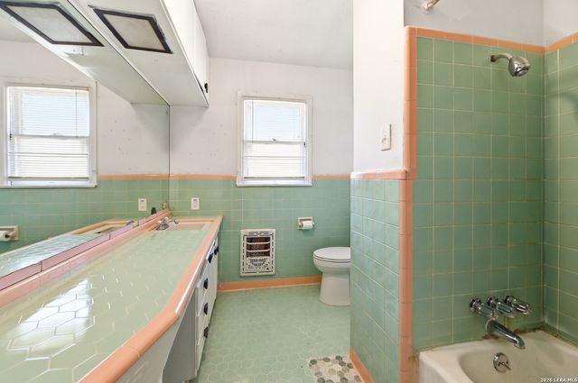 219 Sunnycrest, San Antonio, TX 78228