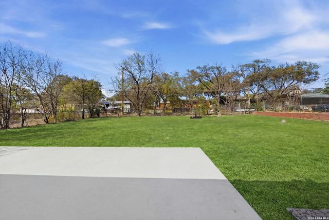 219 Sunnycrest, San Antonio, TX 78228