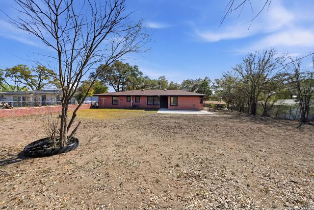 219 Sunnycrest, San Antonio, TX 78228