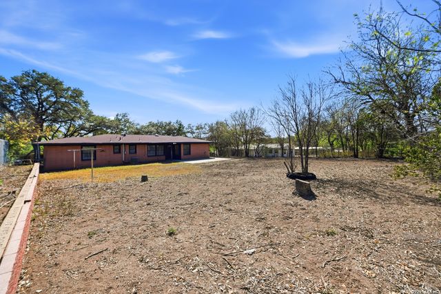 219 Sunnycrest, San Antonio, TX 78228