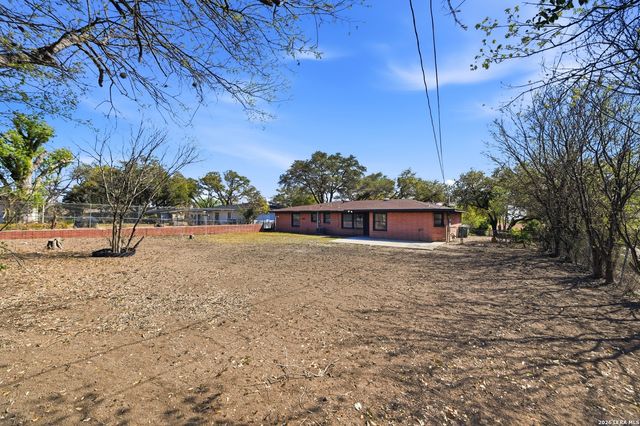 219 Sunnycrest, San Antonio, TX 78228