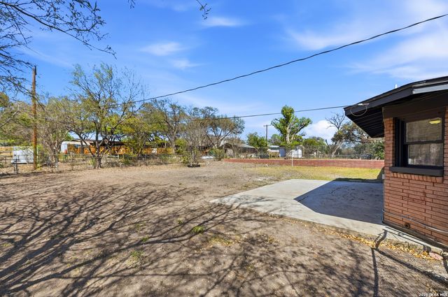 219 Sunnycrest, San Antonio, TX 78228