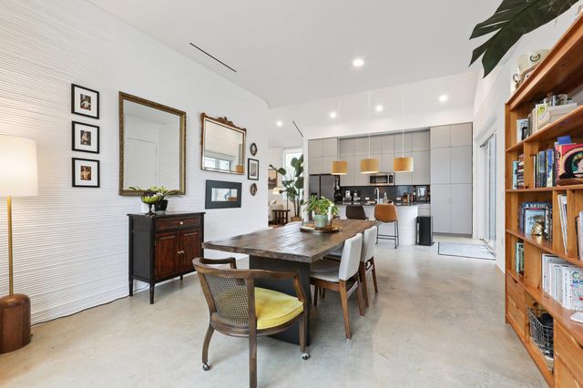 112 Red Maple LN, Georgetown, TX 78628