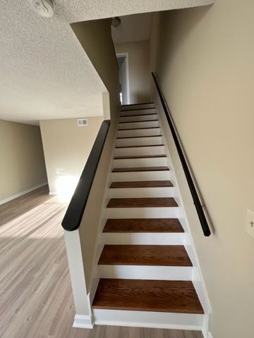 622 Castlegate Dr, Nashville, TN 37217