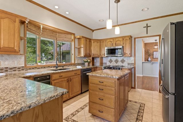 520 Private Road 5517, Alba, TX 75410