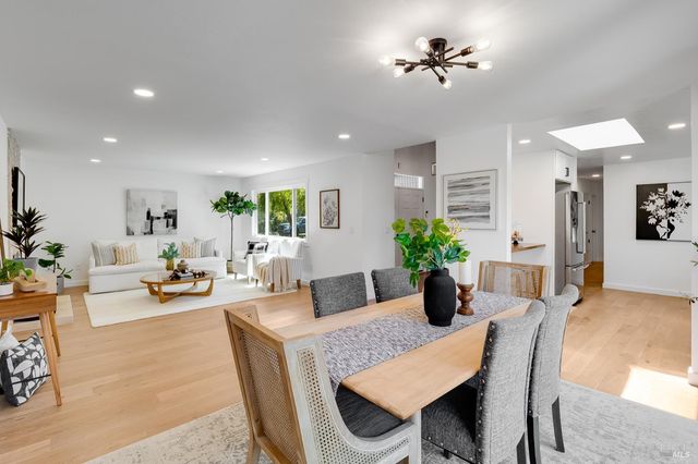 17 Channel Dr, Corte Madera, CA 94925