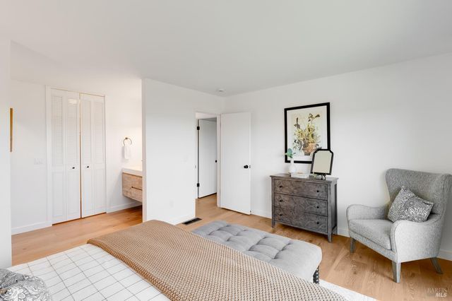 17 Channel Dr, Corte Madera, CA 94925