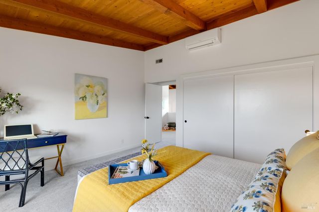 17 Channel Dr, Corte Madera, CA 94925