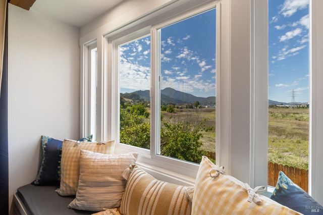 17 Channel Dr, Corte Madera, CA 94925