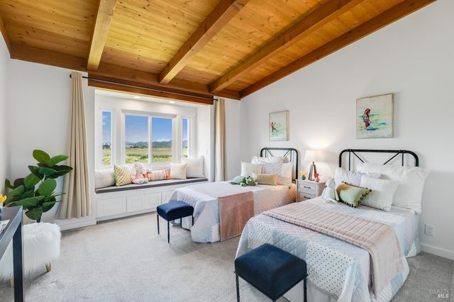 17 Channel Dr, Corte Madera, CA 94925