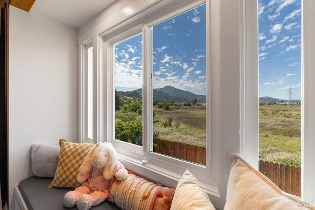 17 Channel Dr, Corte Madera, CA 94925