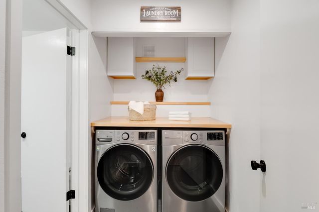 17 Channel Dr, Corte Madera, CA 94925