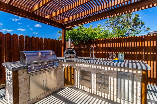 17 Channel Dr, Corte Madera, CA 94925