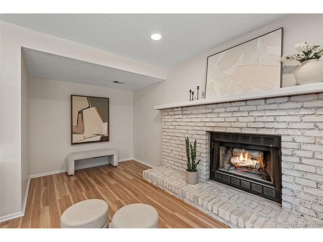 9970 Hoyt Ln, Broomfield, CO 80021