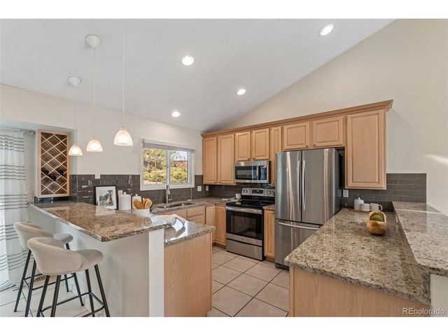 9970 Hoyt Ln, Broomfield, CO 80021