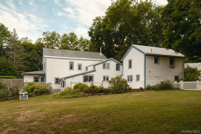 2327 Salt Point Turnpike, Clinton Corners, NY 12514