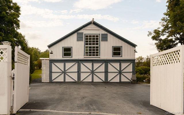 2327 Salt Point Turnpike, Clinton Corners, NY 12514